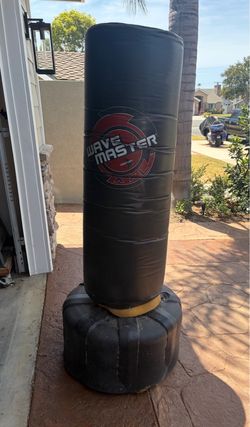 Stand up heavy boxing bag