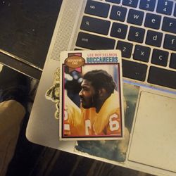 Lee Roy Selmon 1979 Topps Football Card