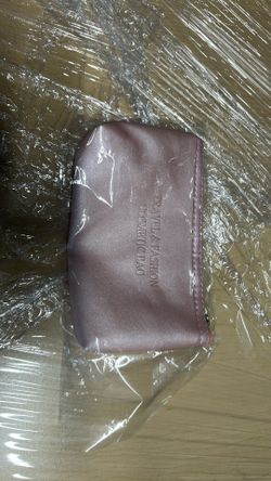 6“ x 4“ leather makeup, travel and fashion, cosmetic bag, metallic pink