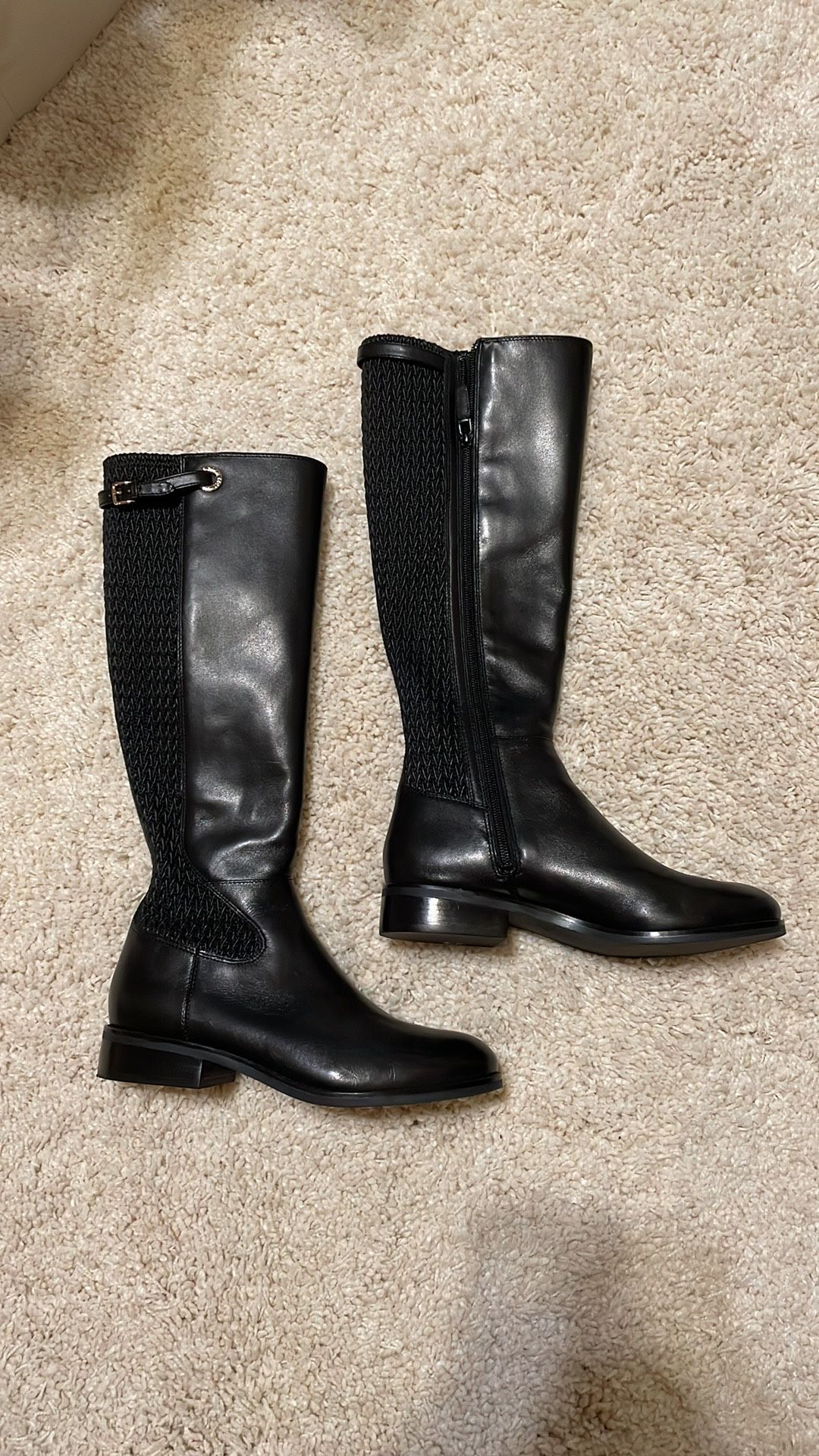 Cole haan leather boots knee high black 7 side zip flat wore a couple times