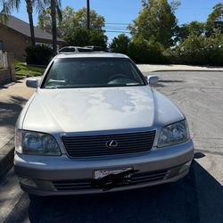 1998 Lexus LS 400