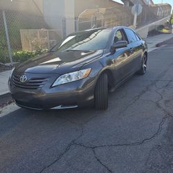 Toyota Camary  ce o7 titulo salvaje