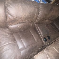 Leather Sofas 