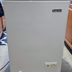 Magic Chef Freezer