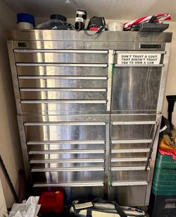 HammerHead Stainless Steel Tool Chest Cabinet with Tools!