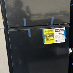 Whirlpool 30" Top Freezer Refrigerator