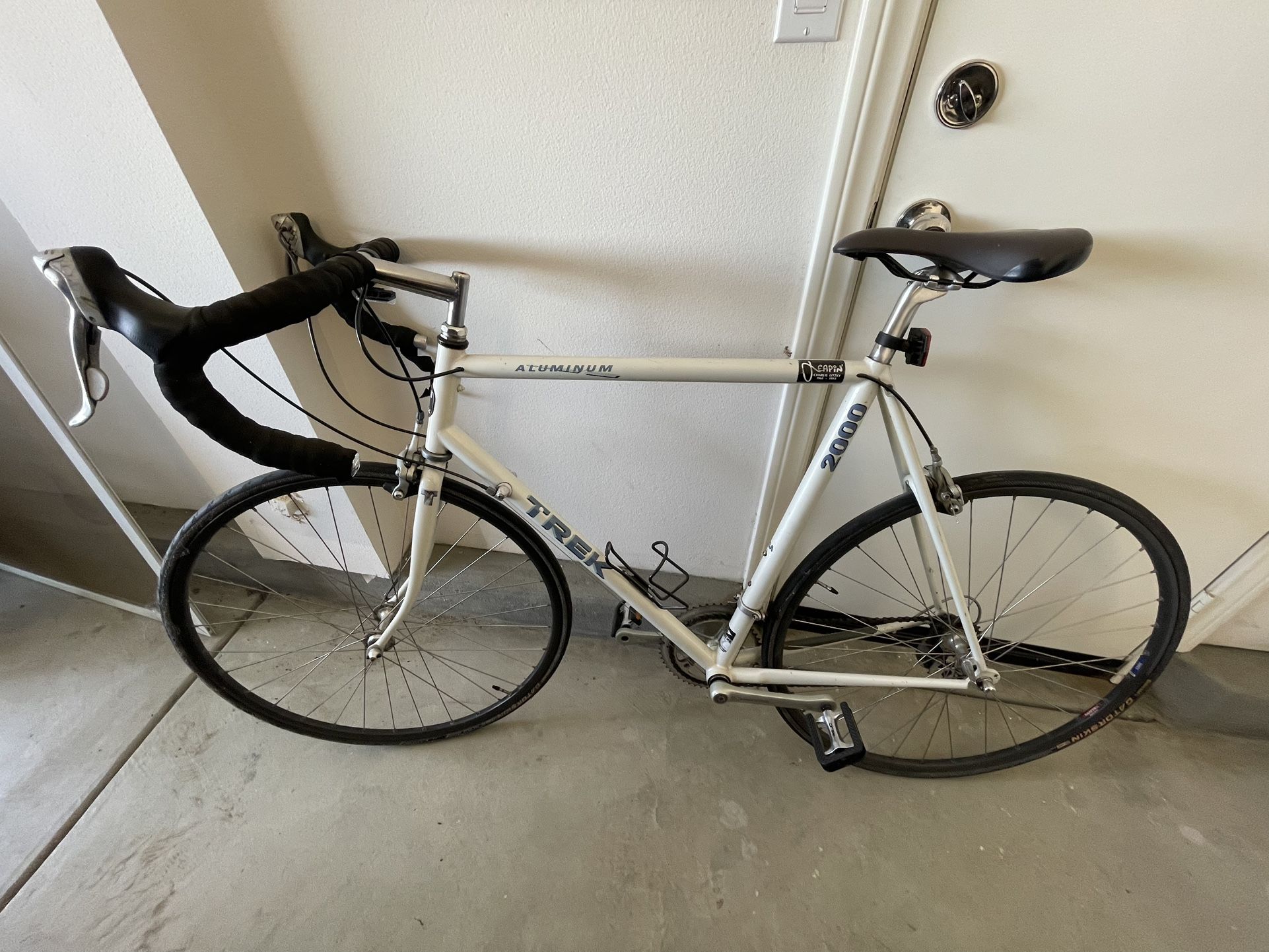 Trek 2000 Road Bike