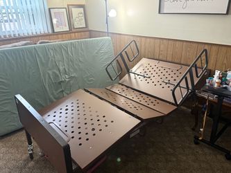 Electric bariatric  Hospital Bed with Side Rails