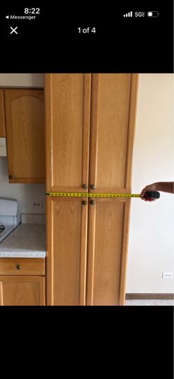 Pantry cabinet