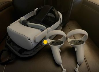 Quest 2 256GB VR Headset + extras