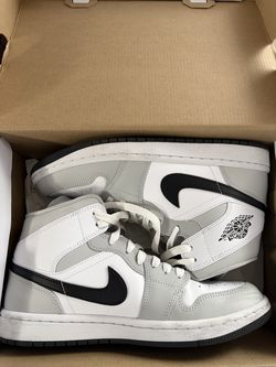 Jordan 1 Mids