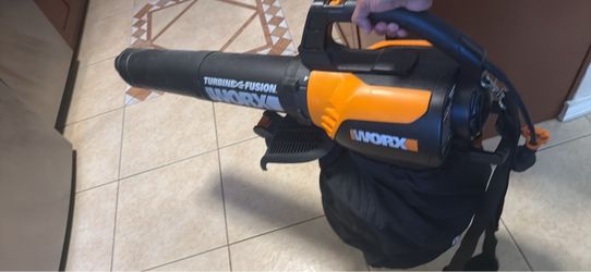 Leaf blower and mulcher (electric)