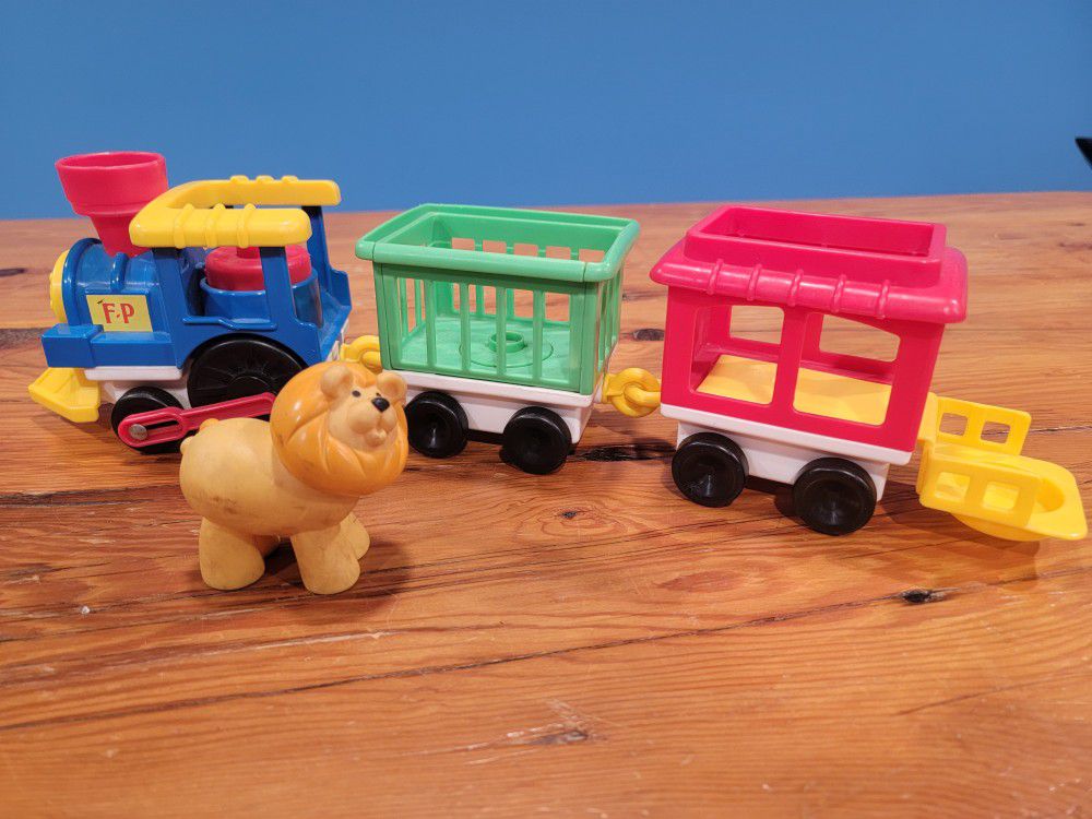 Vintage 1991 Fisher Price Little People Circus Zoo Train Toy