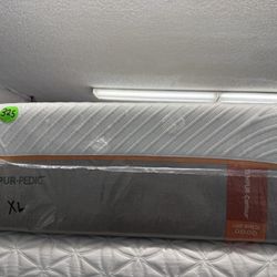 TWIN XL TEMPURPEDIC MATTRESS & BOX SPRING BED SET