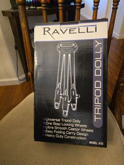 Tripod dolly