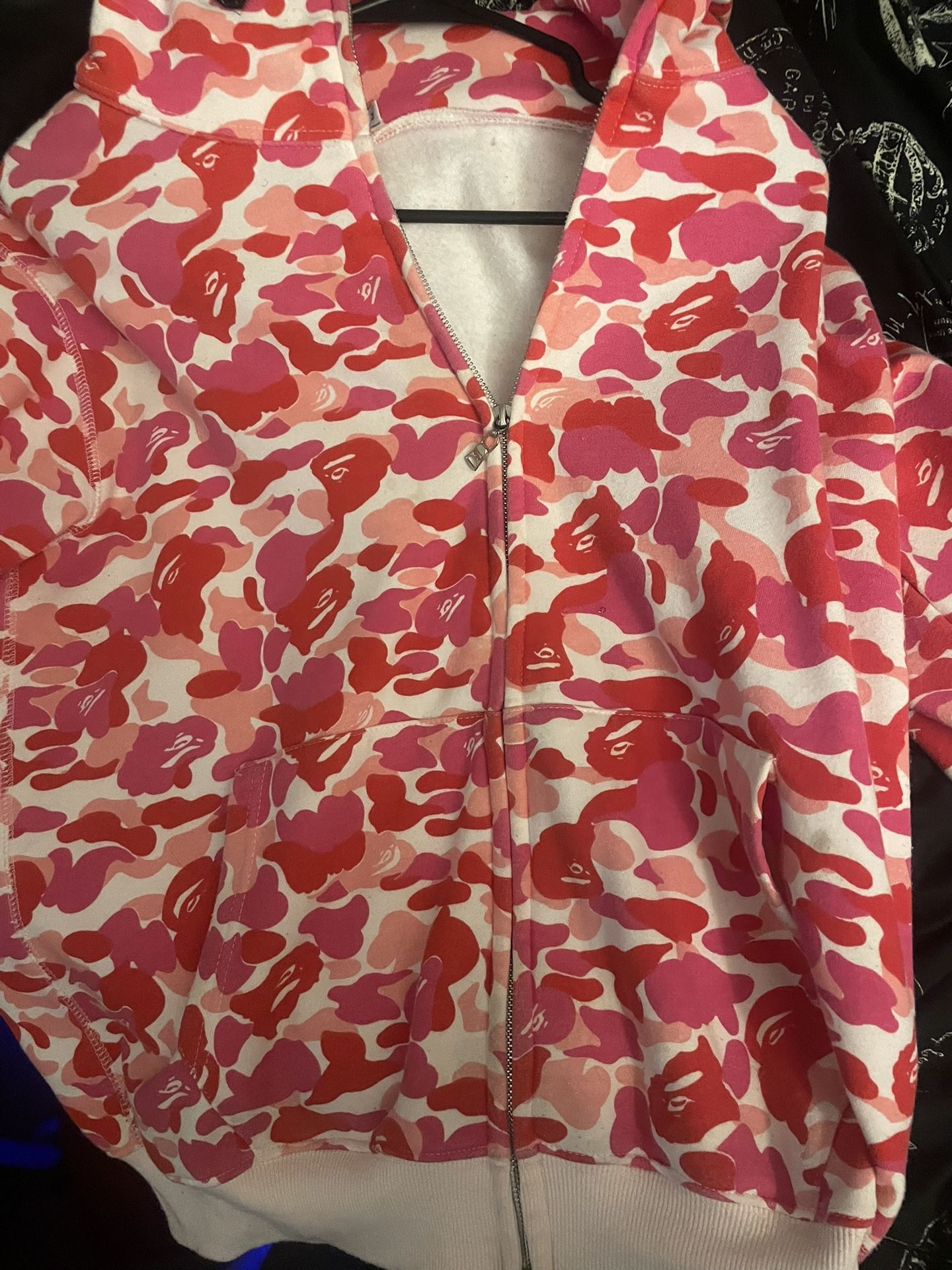 Bape Jacket Size Medium 75$
