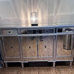 Powell Furniture Linon Tally Mirrored Wood Console in Silver/Cabinet 