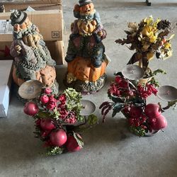 Holliday Decorations 