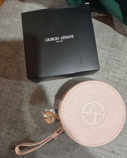 Giorgio armani case