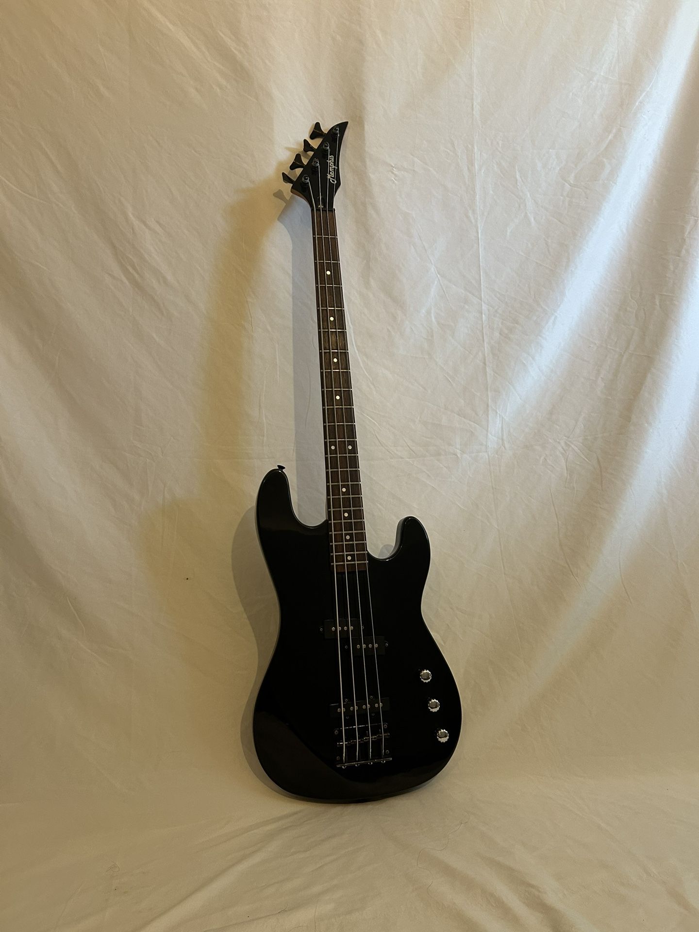 Memphis Bass Guitar