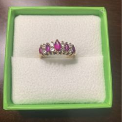 Ring Size 7 14k Gold 