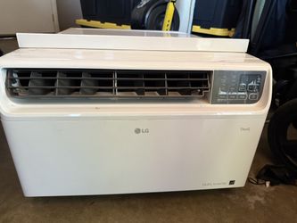 LG - 14,000 BTU Smart Window Air Conditioner 700 Sq. Ft. - White