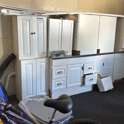 Kitchen and cabinets for sale