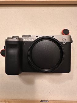 Sony A7C