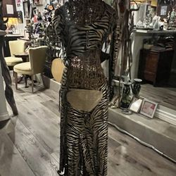  Belly dance regalia - Trois