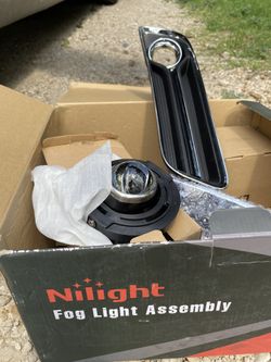 Chrysler 2014 Fog light Assembly