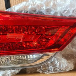 Toyota Sienna Tail Light
