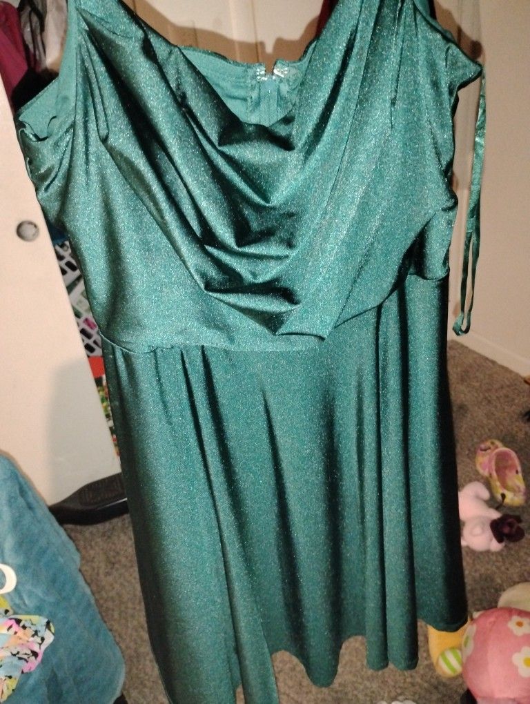 Green Prom Dress Or Homecoming 