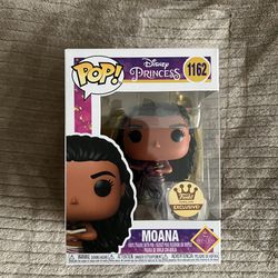 Exclusive Gold Edition Moana Funko Pop with Pin