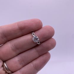 Diamond Engagement Ring (1.06 C.t) GIA