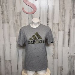 Adidas Gray Camouflage Logo Short Sleeve T-Shirt  Size Small