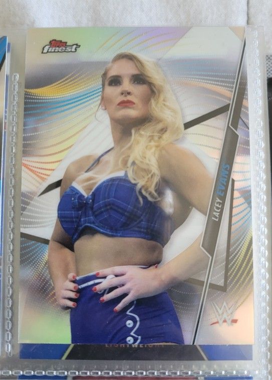 Ultra Rare Lacey Evans WWE Topps Finest Card