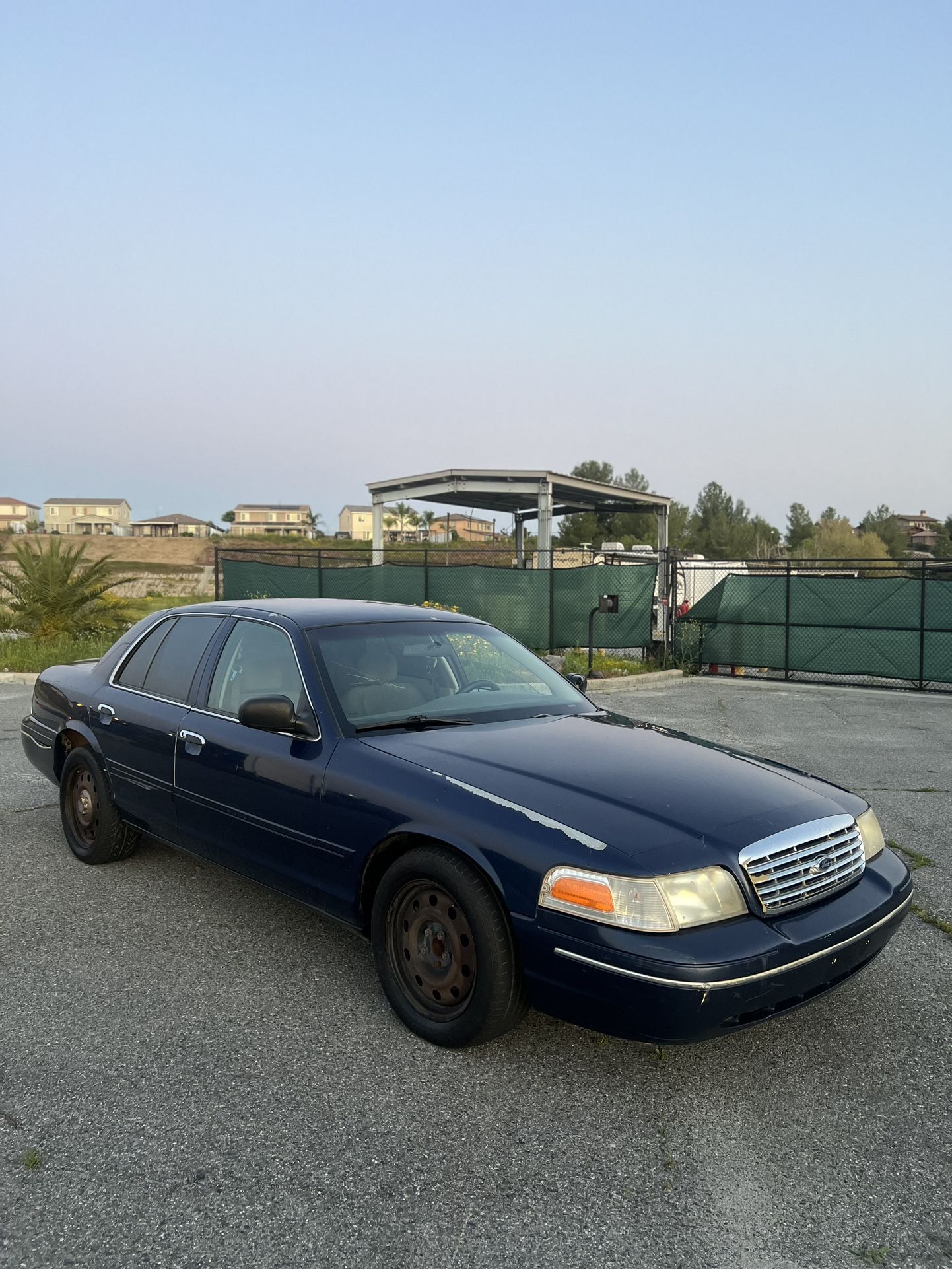 2003 Ford Crown Victoria