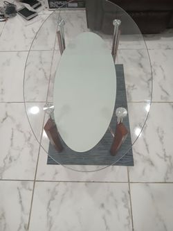 Mesita de sala de cristal
