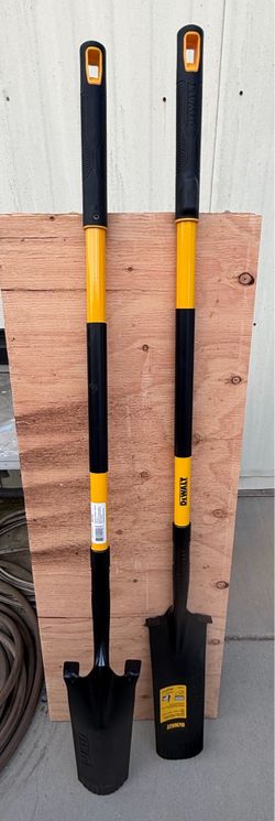 New Dewalt Fiberglass Drain Spade Shovel