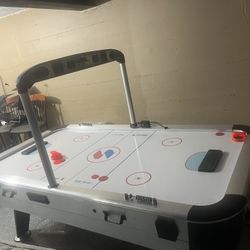 Air Hockey Table 