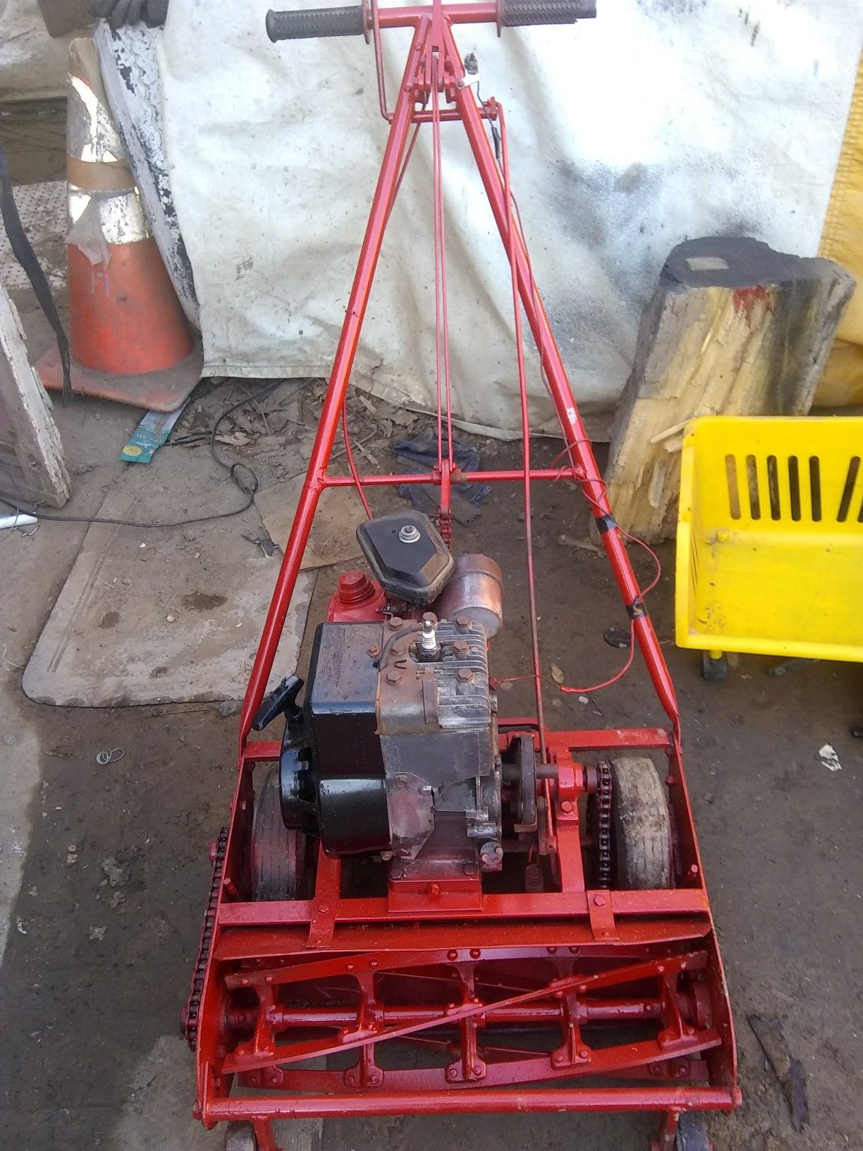 Briggs & Stratton engine front throw lawn mower works great for Sale in