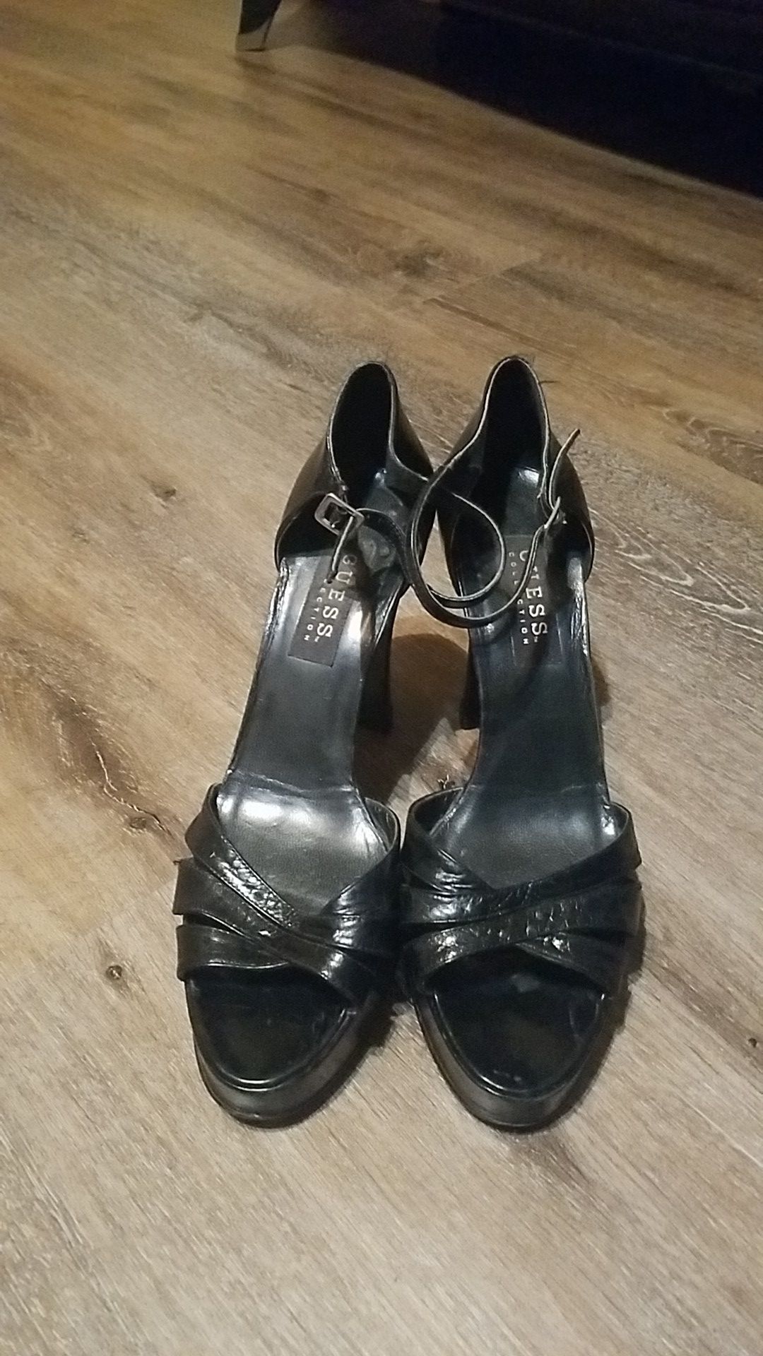 Womens Guess high heel sandals