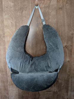 Nursing Pillow (New)
