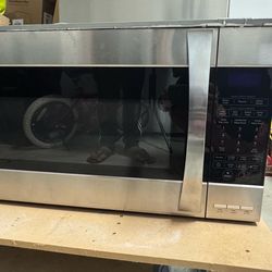 Kenmore Microwave oven over the range