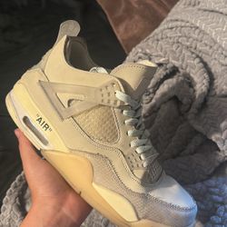 Off White Jordan 4s