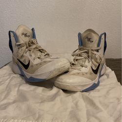 Foye Boy Nike Zoom Hyperfuse 2013 for Sale in Denver CO OfferUp