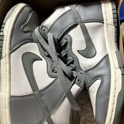 Nike Dunk Size 4youth 