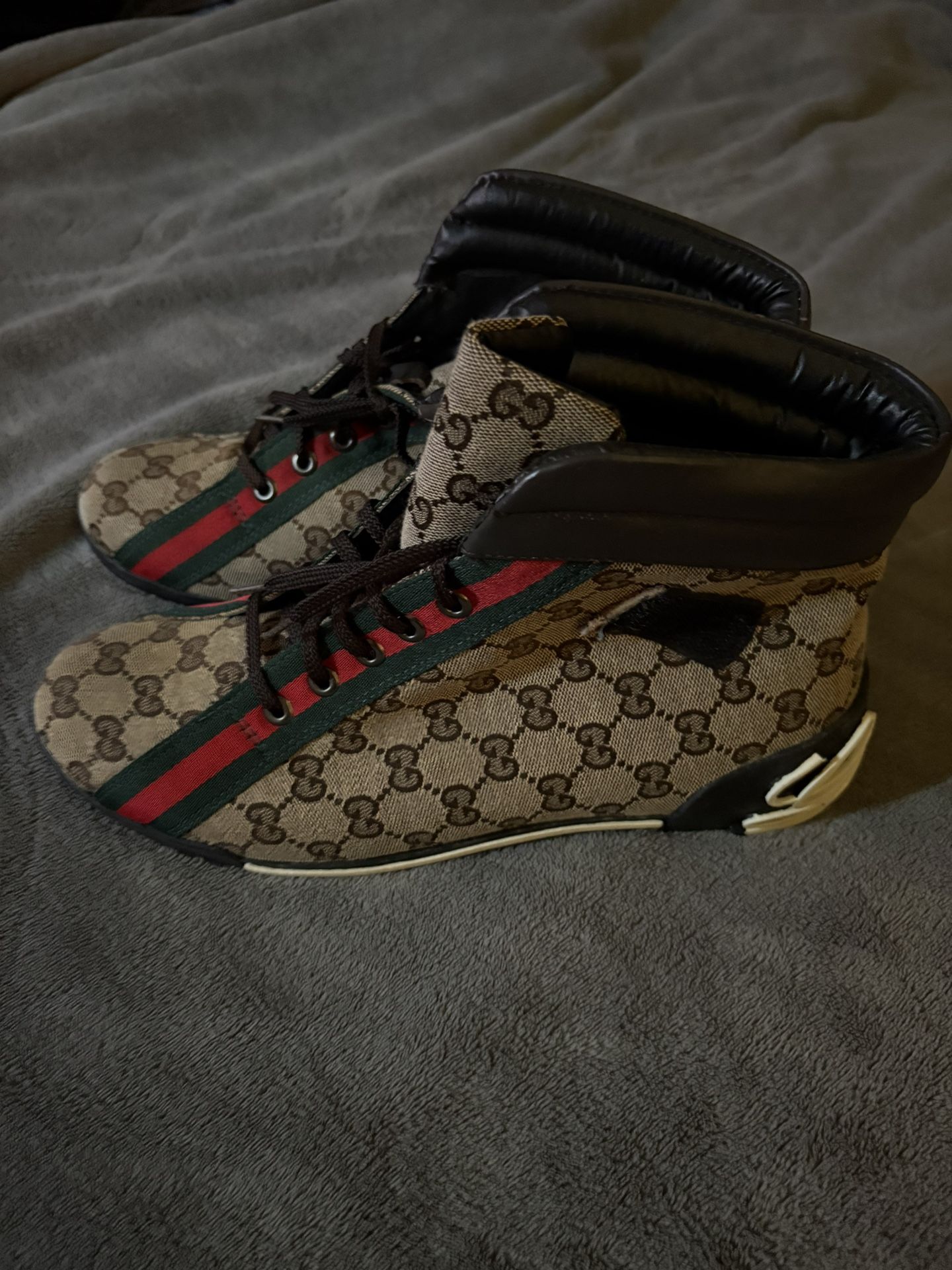 Gucci Sneakers