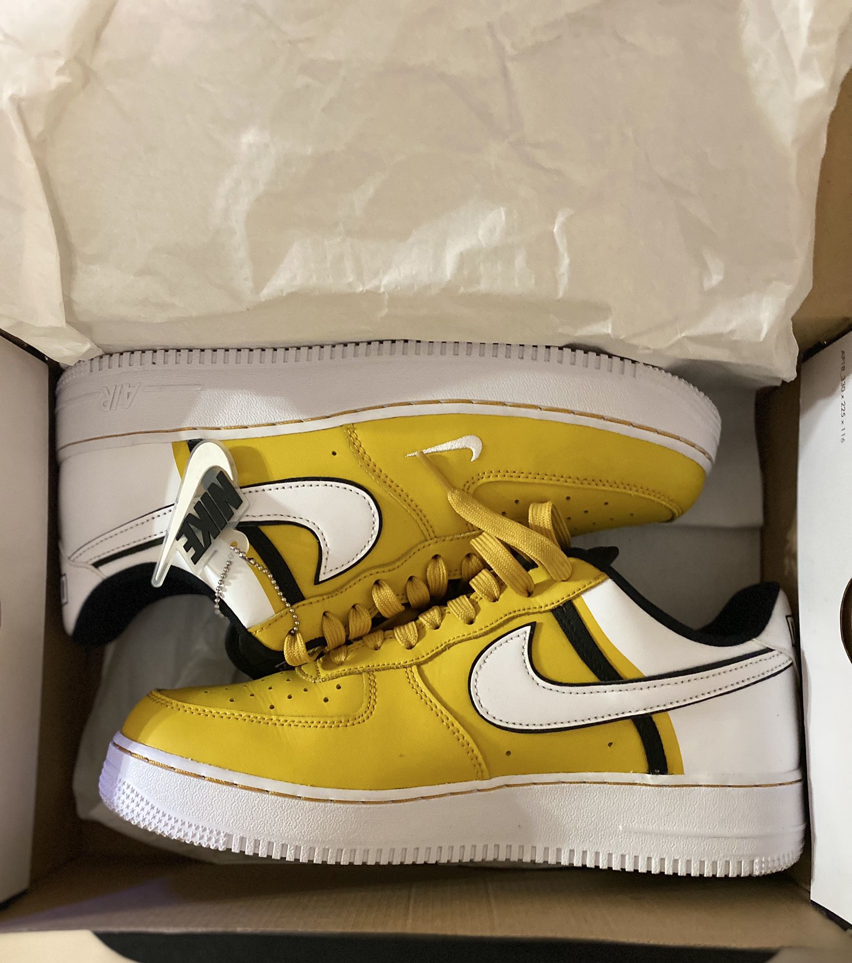 Offwhite Af1 Yellow for Sale in New York, NY - OfferUp
