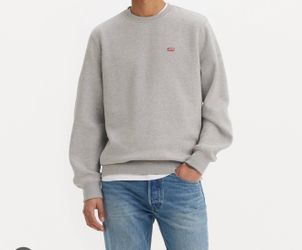 Levi’s Crew Neck Size Medium
